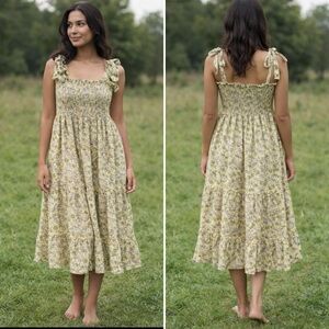 ‘Alivia’ Floral Print A-Line Smocked Ruffle Tiered Dress